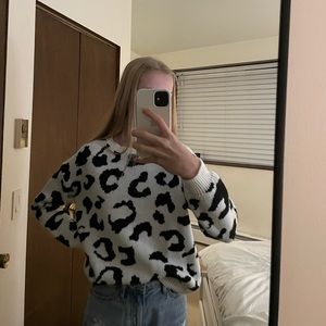 Supper cute leopard print sweater